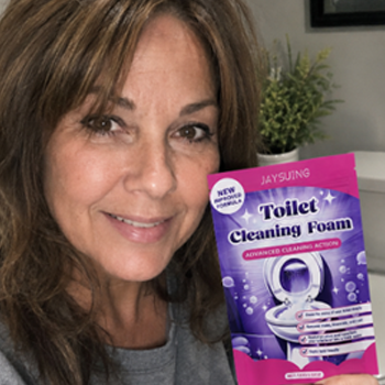 Customer Rebecca T. with FlushCleanse results